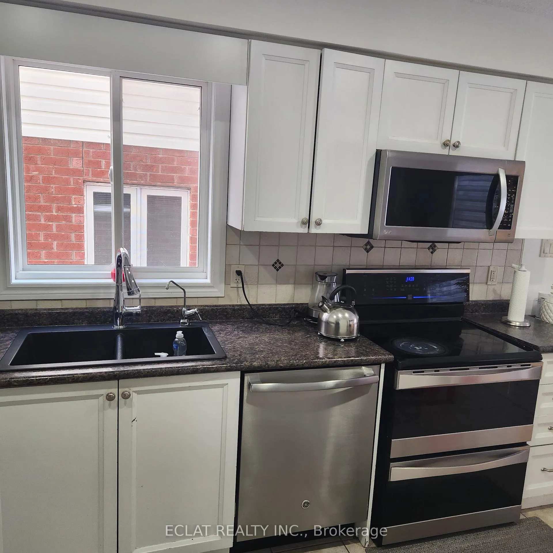 Photo 17 of 23 Riehm Street, Kitchener — HOMEH
