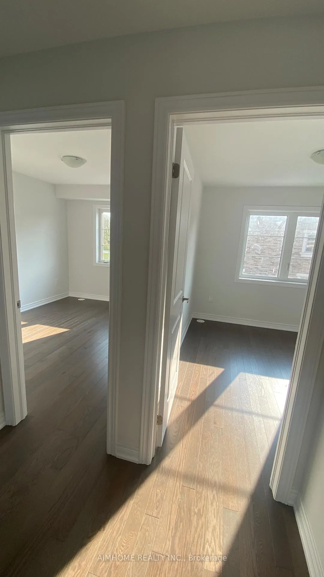 Photo 7 of 8 James Farr Lane, Markham, Cornell — HOMEH