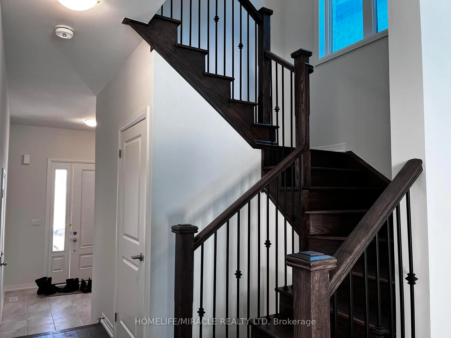 Photo 10 of 2964 Seagrass Street, Pickering, Rural Pickering — HOMEH