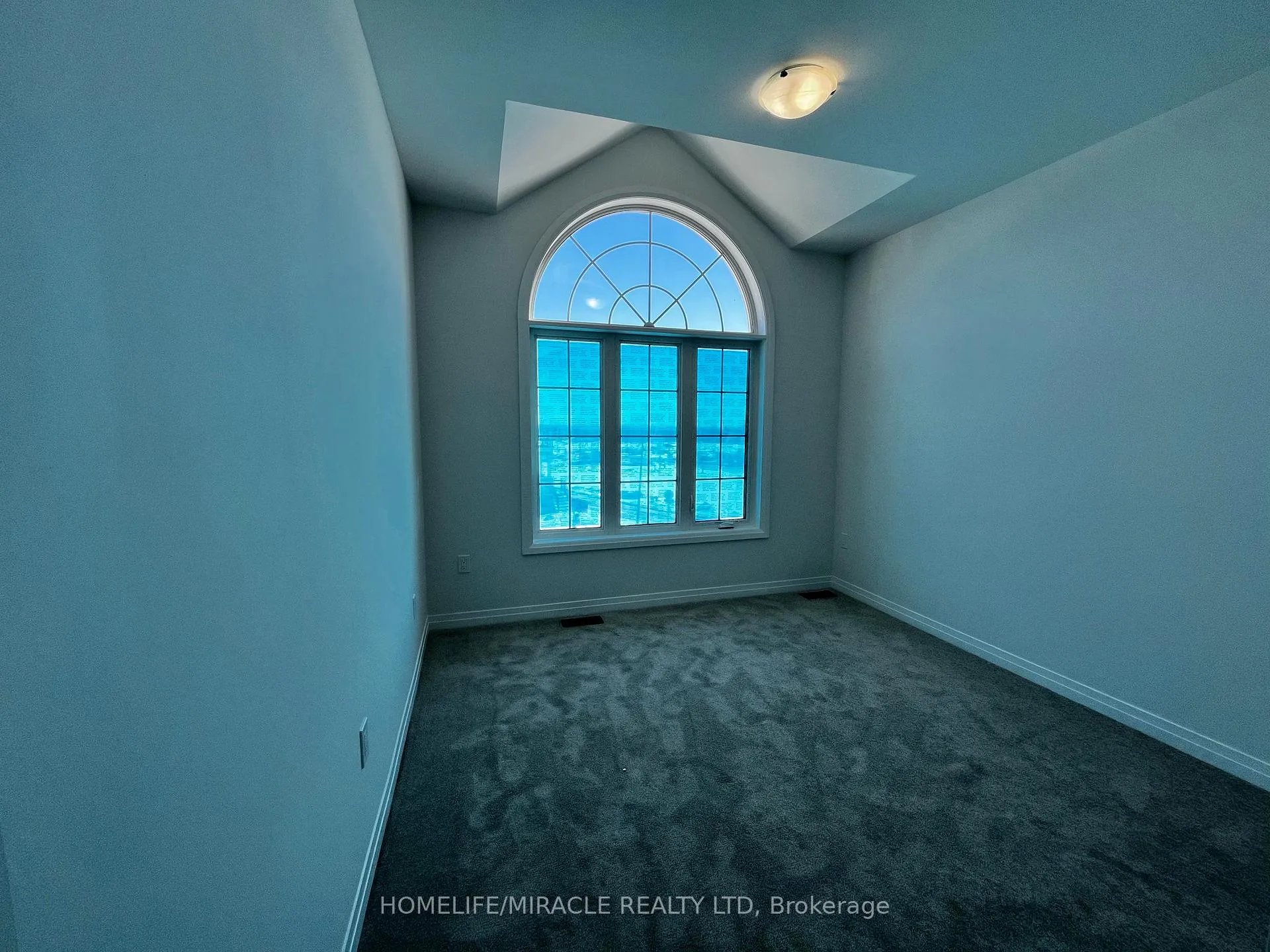 Photo 11 of 2964 Seagrass Street, Pickering, Rural Pickering — HOMEH