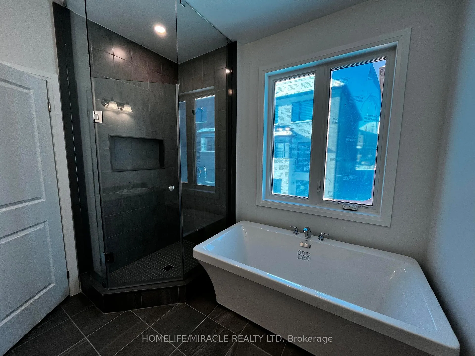 Photo 16 of 2964 Seagrass Street, Pickering, Rural Pickering — HOMEH
