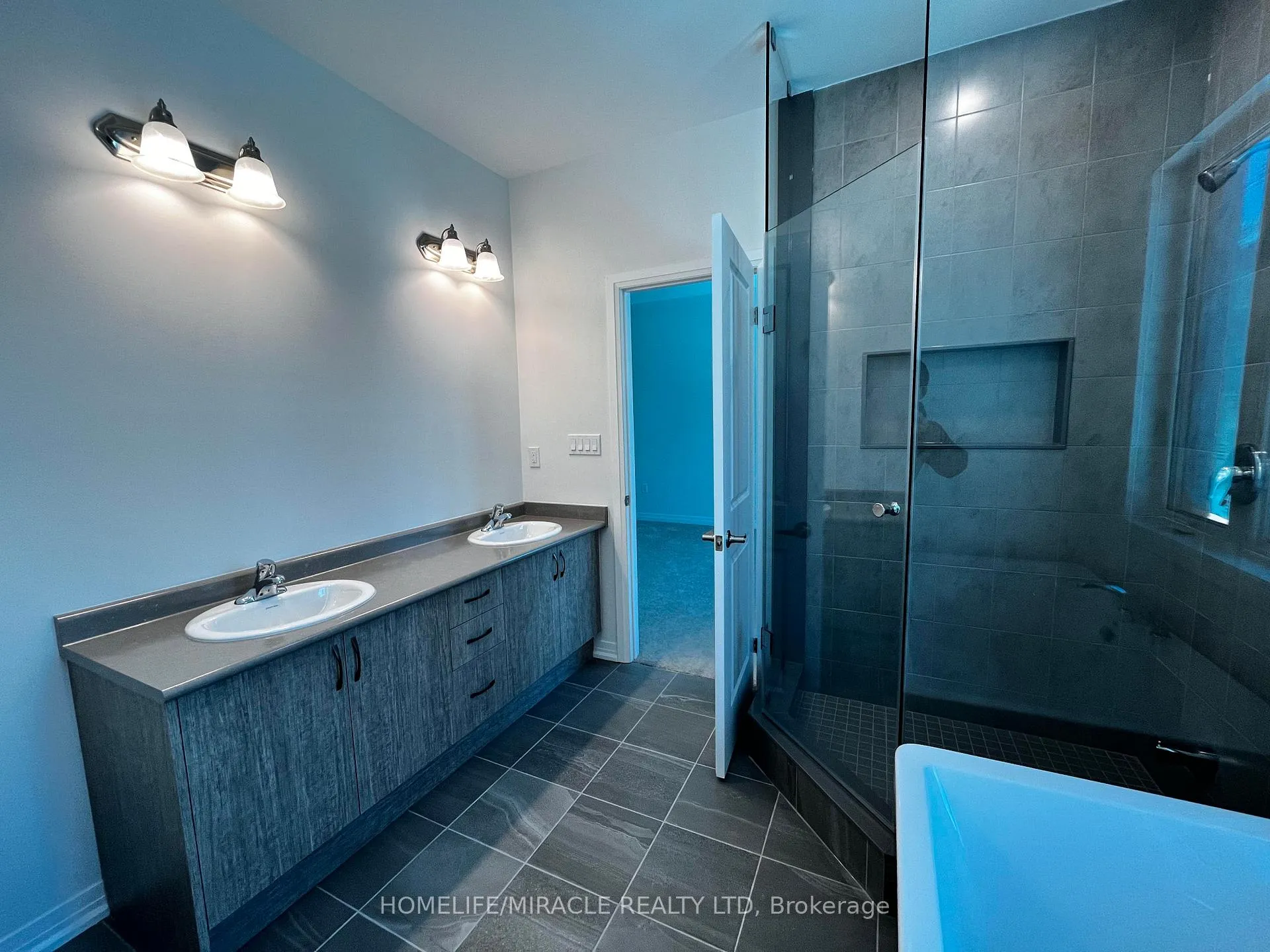 Photo 17 of 2964 Seagrass Street, Pickering, Rural Pickering — HOMEH