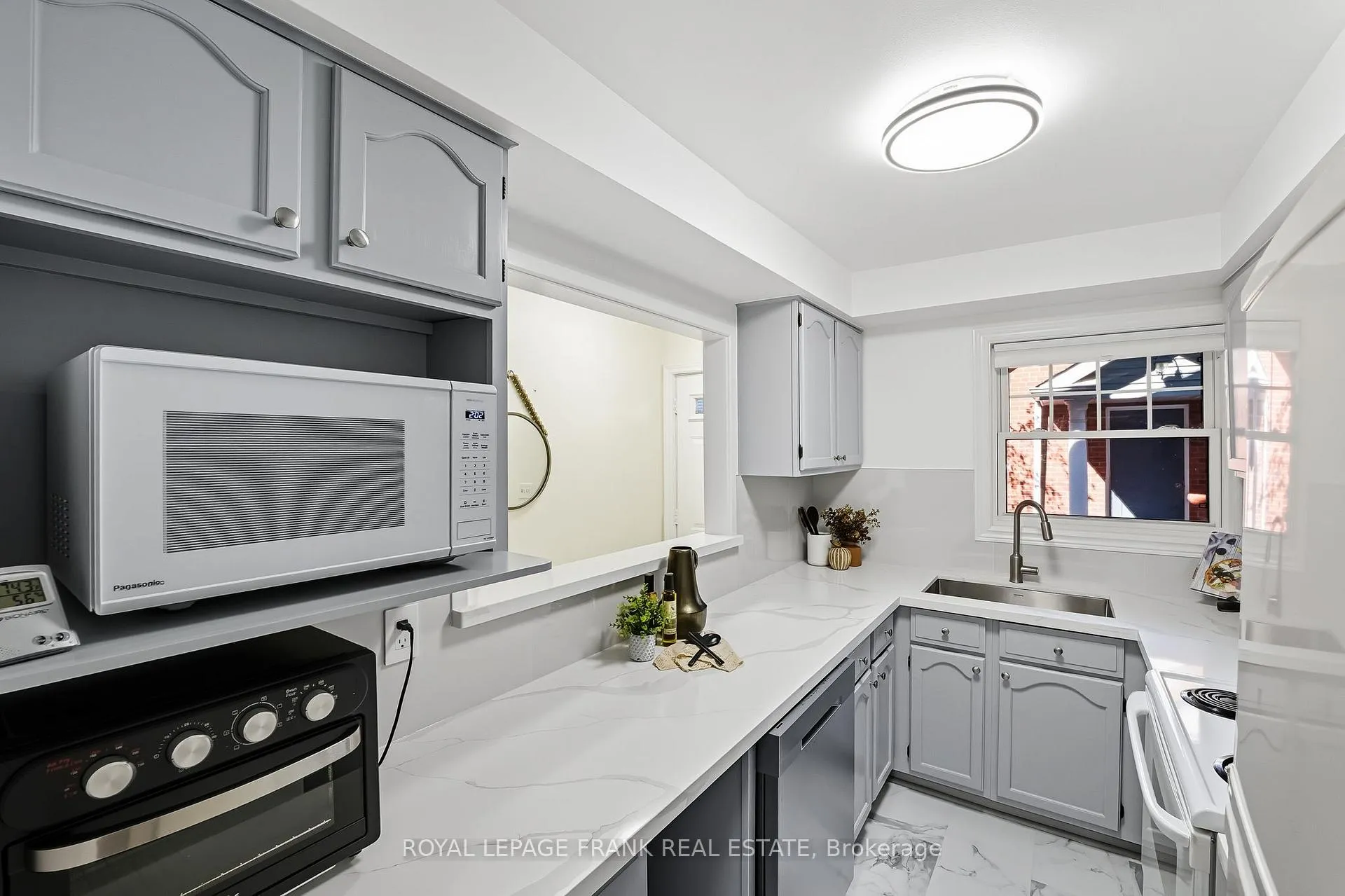 Photo 8 of Unit G-10, 1669 Nash Road, Clarington, Courtice — HOMEH