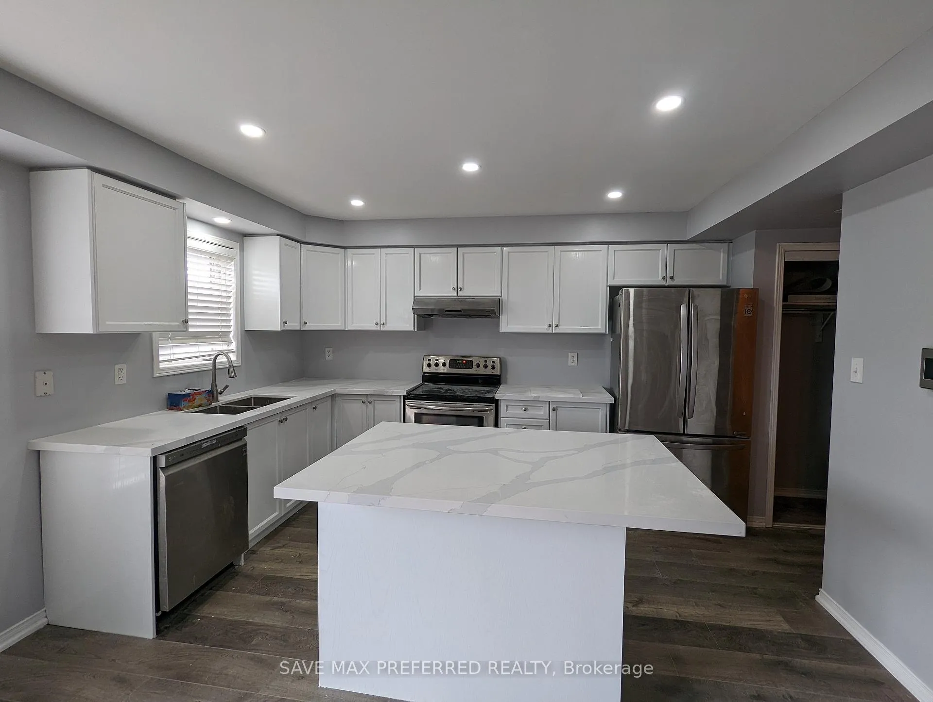 Photo 4 of 36 Lloydminster Avenue, Ajax, Northeast Ajax — HOMEH