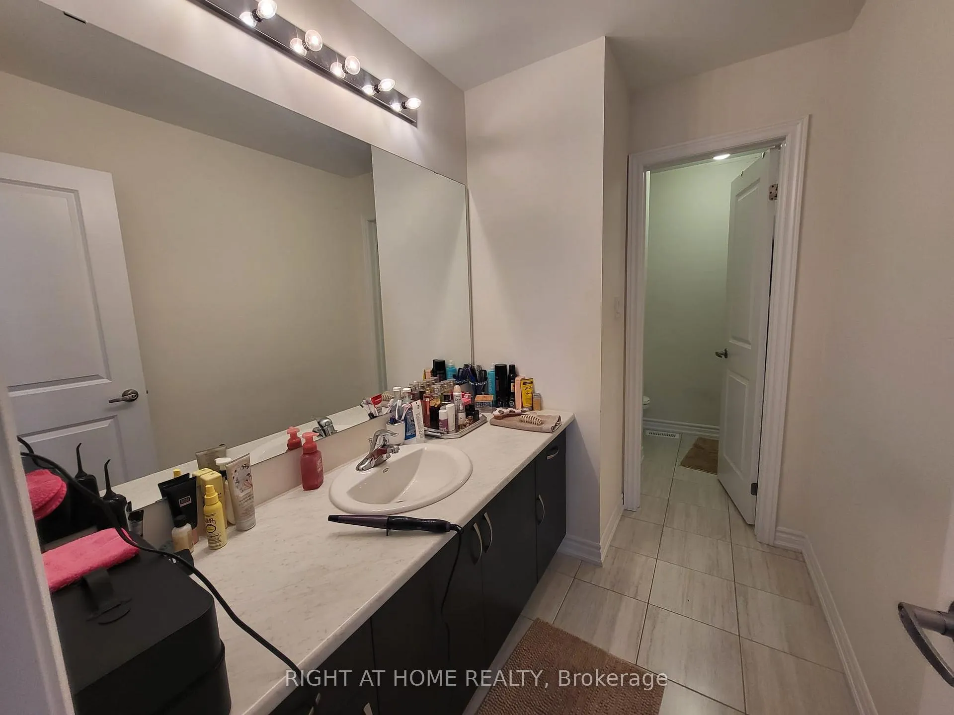 Photo 22 of 81 Valleybrook Road, Barrie, Rural Barrie Southeast — HOMEH