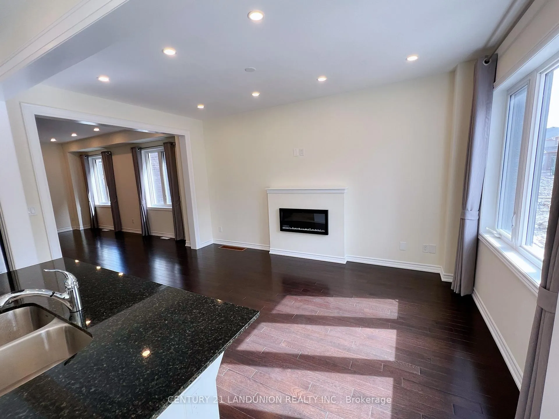 Photo 9 of 37 Closson Drive, Whitby, Rural Whitby — HOMEH
