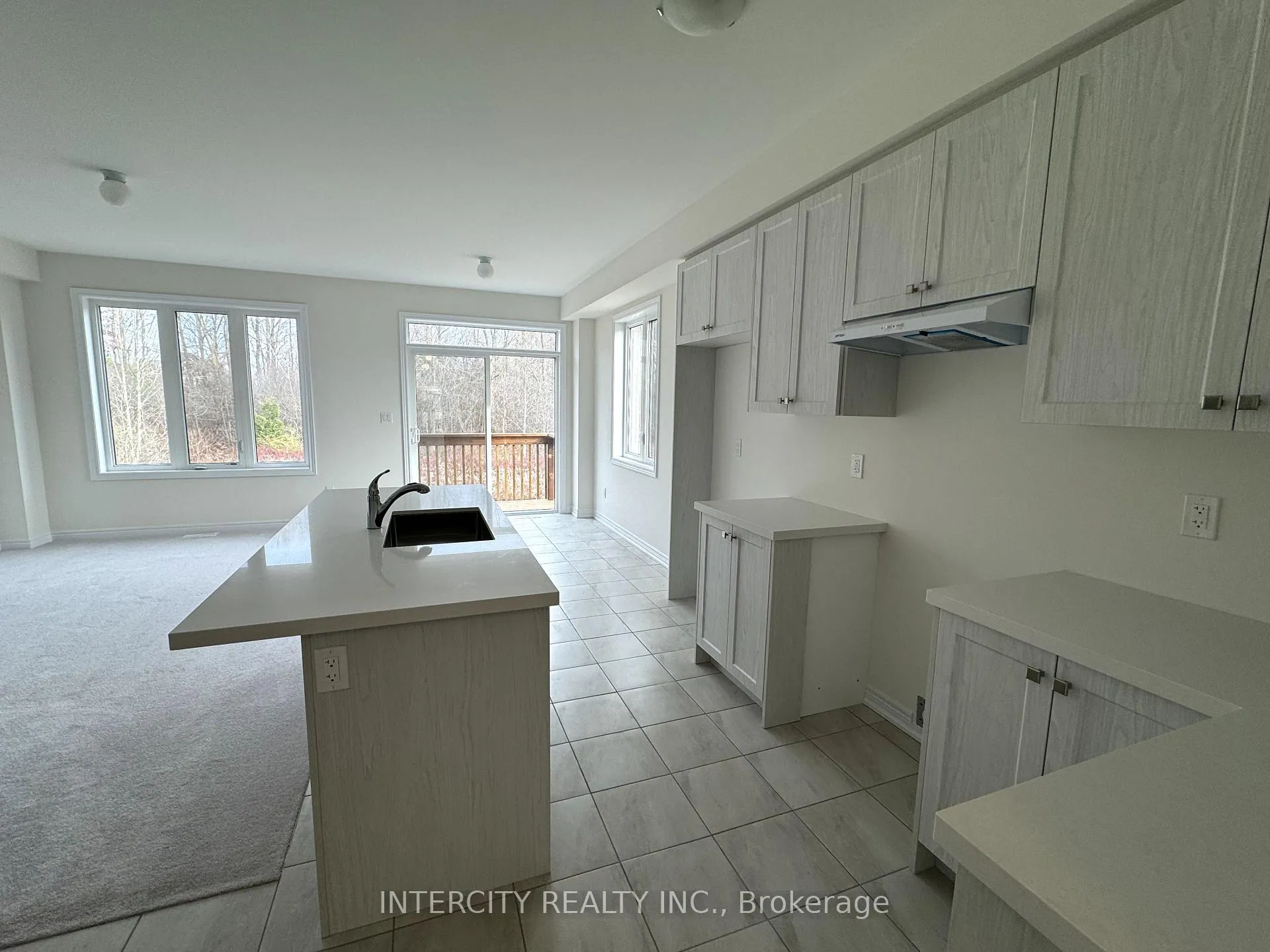 Photo 5 of 2885 Albatross Way, Pickering, Rural Pickering — HOMEH