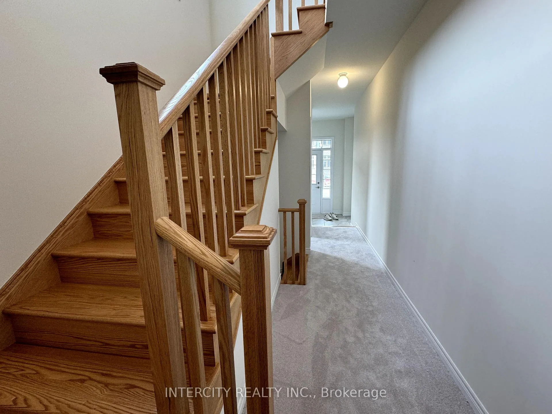 Photo 8 of 2885 Albatross Way, Pickering, Rural Pickering — HOMEH