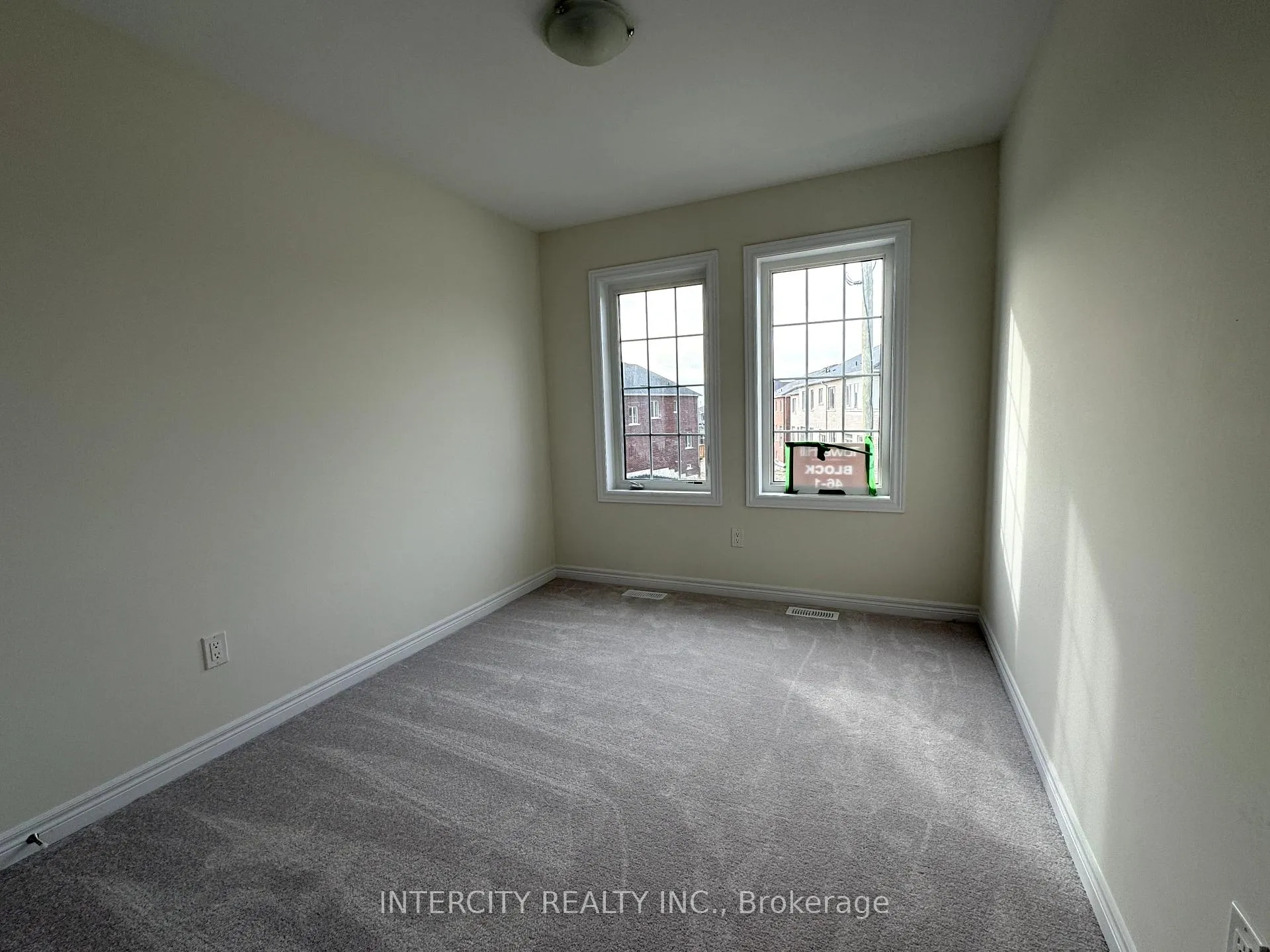 Photo 10 of 2885 Albatross Way, Pickering, Rural Pickering — HOMEH