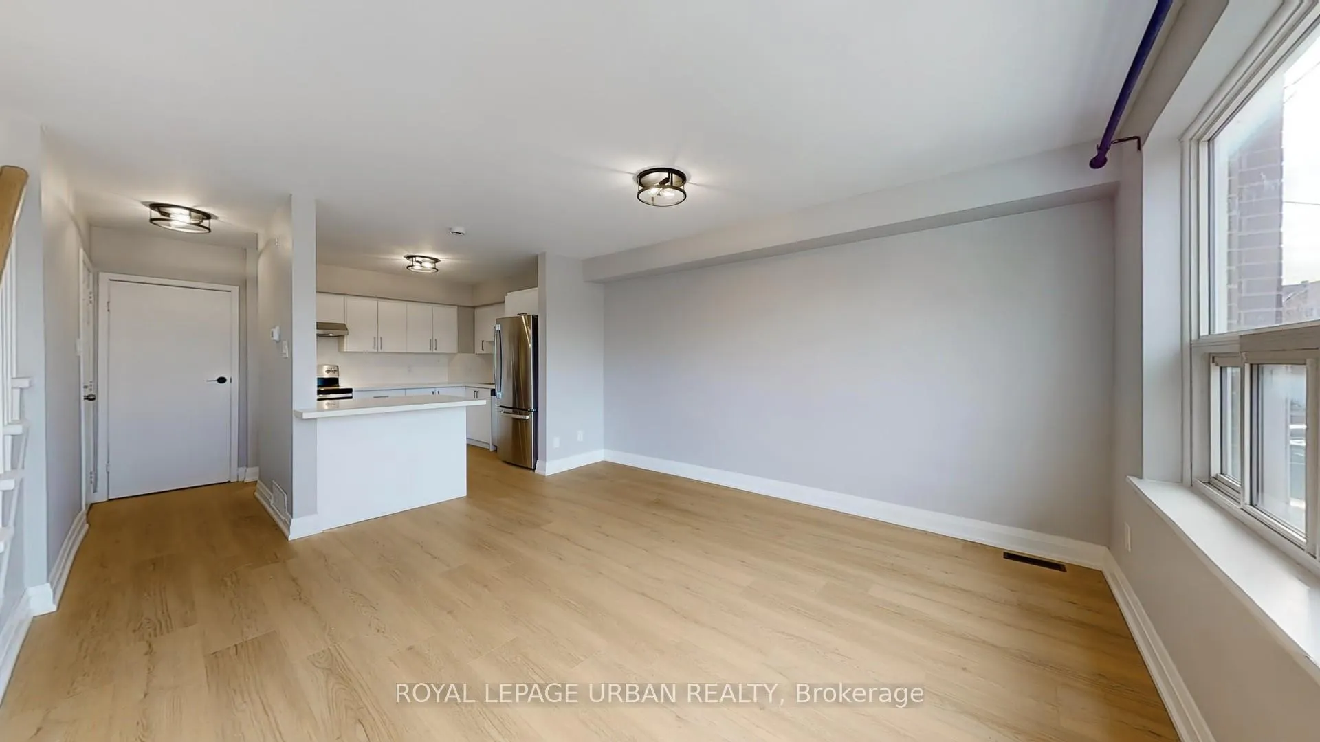 Photo 7 of Unit 2, 930A Pape Avenue, Toronto, Danforth Village-East York — HOMEH