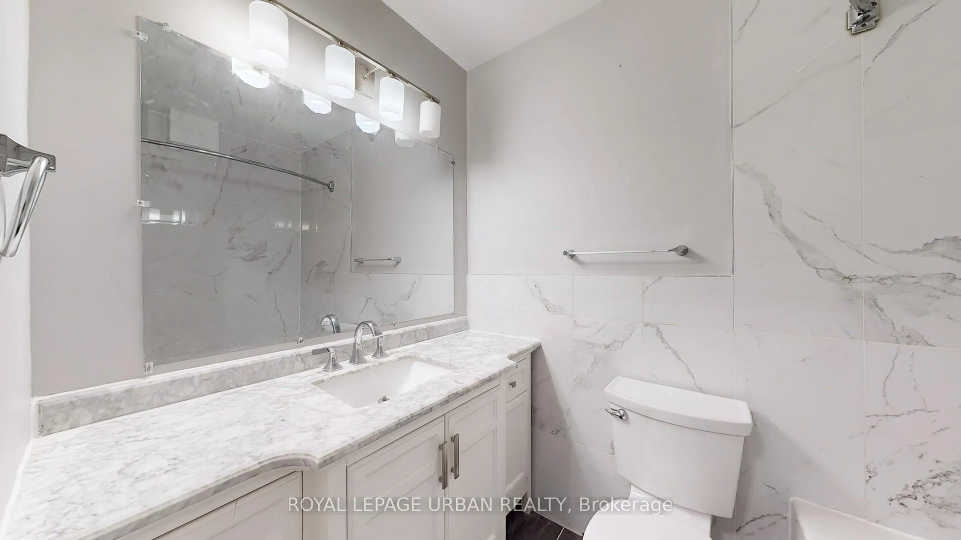 Photo 17 of Unit 2, 930A Pape Avenue, Toronto, Danforth Village-East York — HOMEH