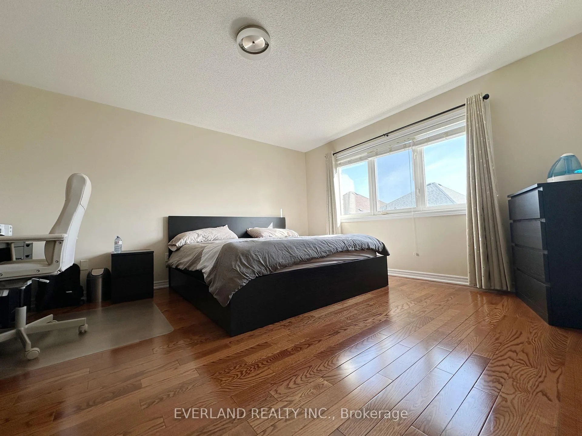 Photo 6 of 19 Sequoia Grove Drive, Markham, Victoria Manor-Jennings Gate — HOMEH
