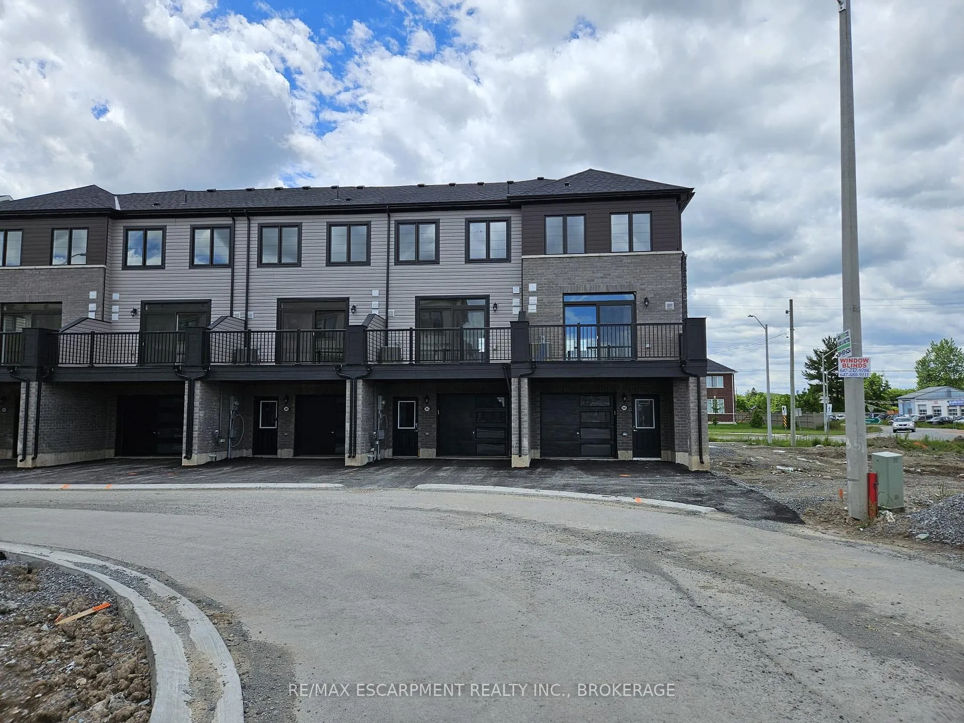 Photo 30 of 205 Melody Lane, Thorold, Hurricane/Merrittville — HOMEH