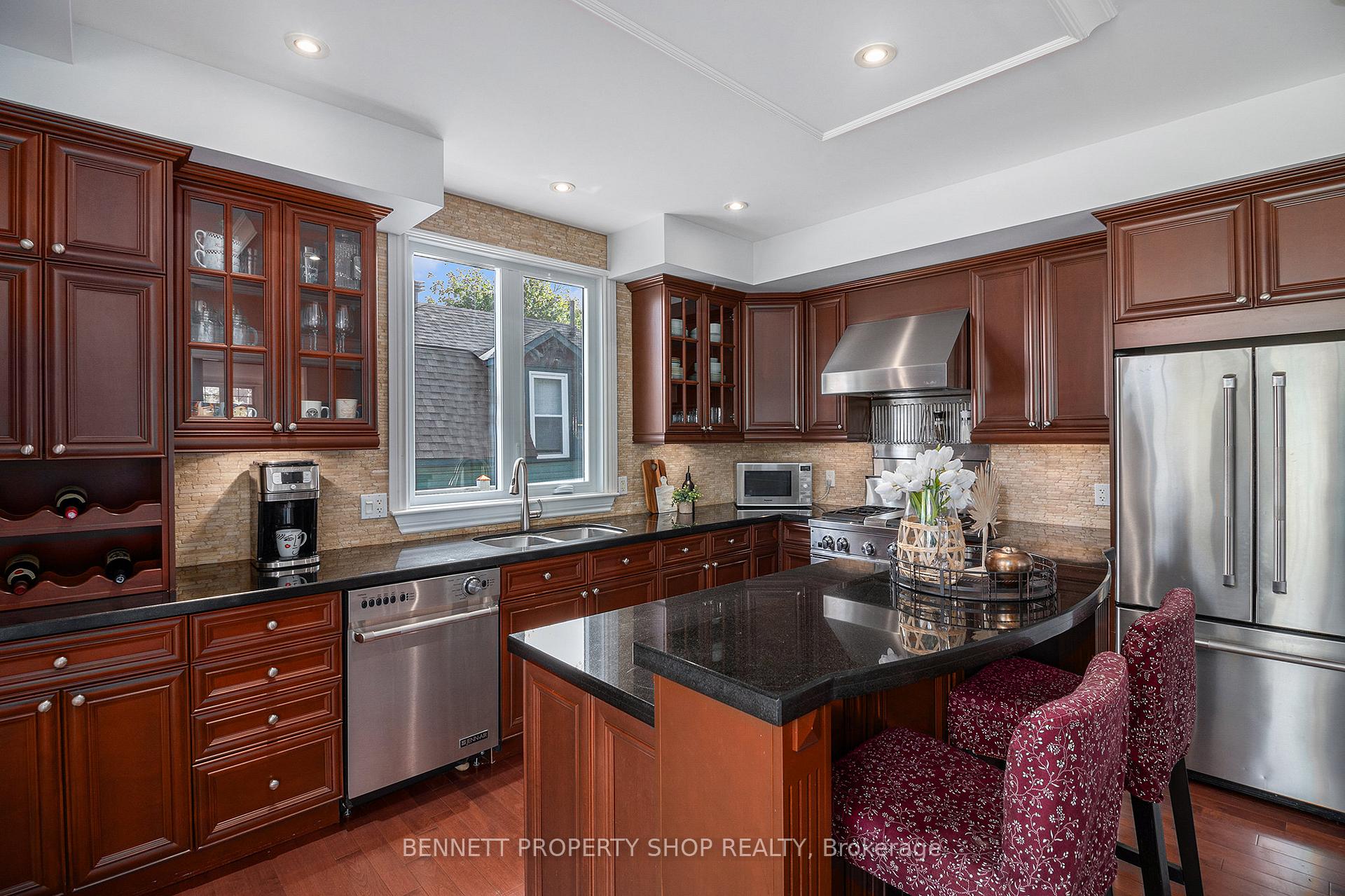 Photo 14 of 50 Concord Street N, Ottawa, Ottawa East — HOMEH