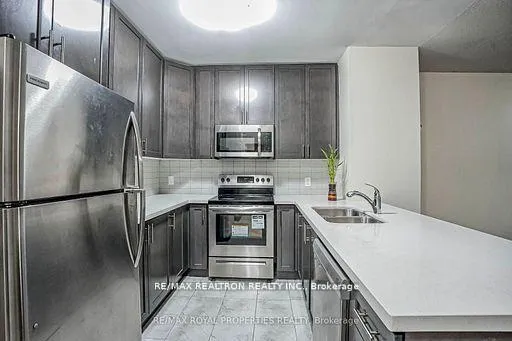 Photo 9 of Unit 407, 39 New Delhi Drive, Markham, Cedarwood — HOMEH