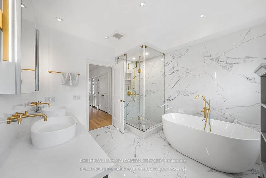 Photo 11 of 121 Davenport Road, Toronto, The Annex — HOMEH