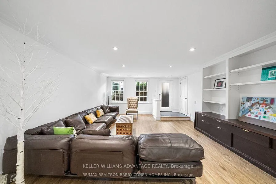 Photo 34 of 121 Davenport Road, Toronto, The Annex — HOMEH
