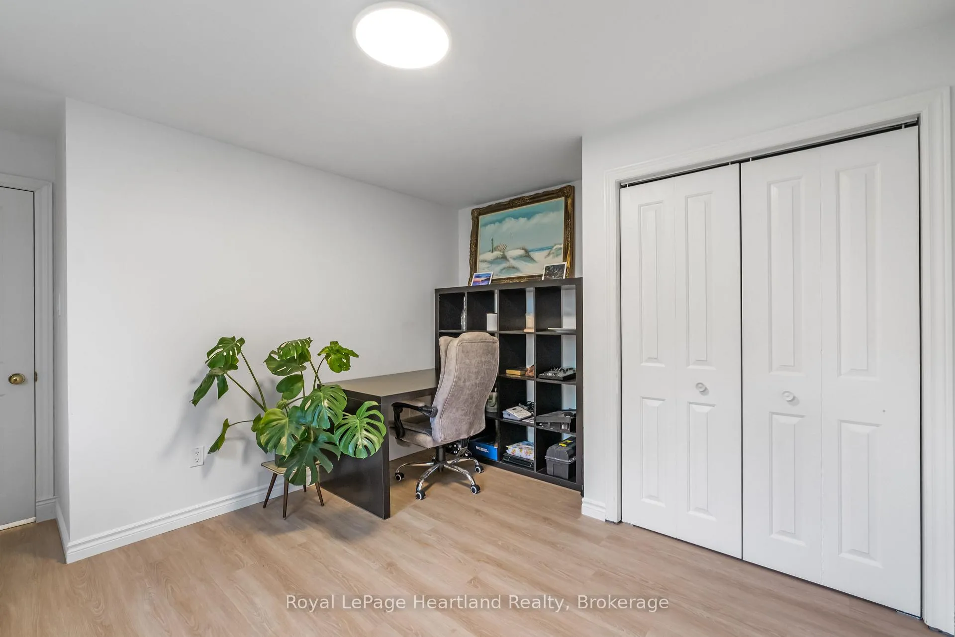 Photo 11 of Unit 2, 43 Raglan Street E, Goderich, Goderich (Town) — HOMEH