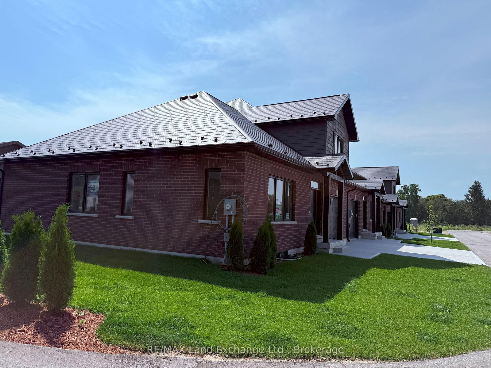 Photo 2 of Unit Unit 1, 8 GOLF LINKS Rd, Kincardine — HOMEH