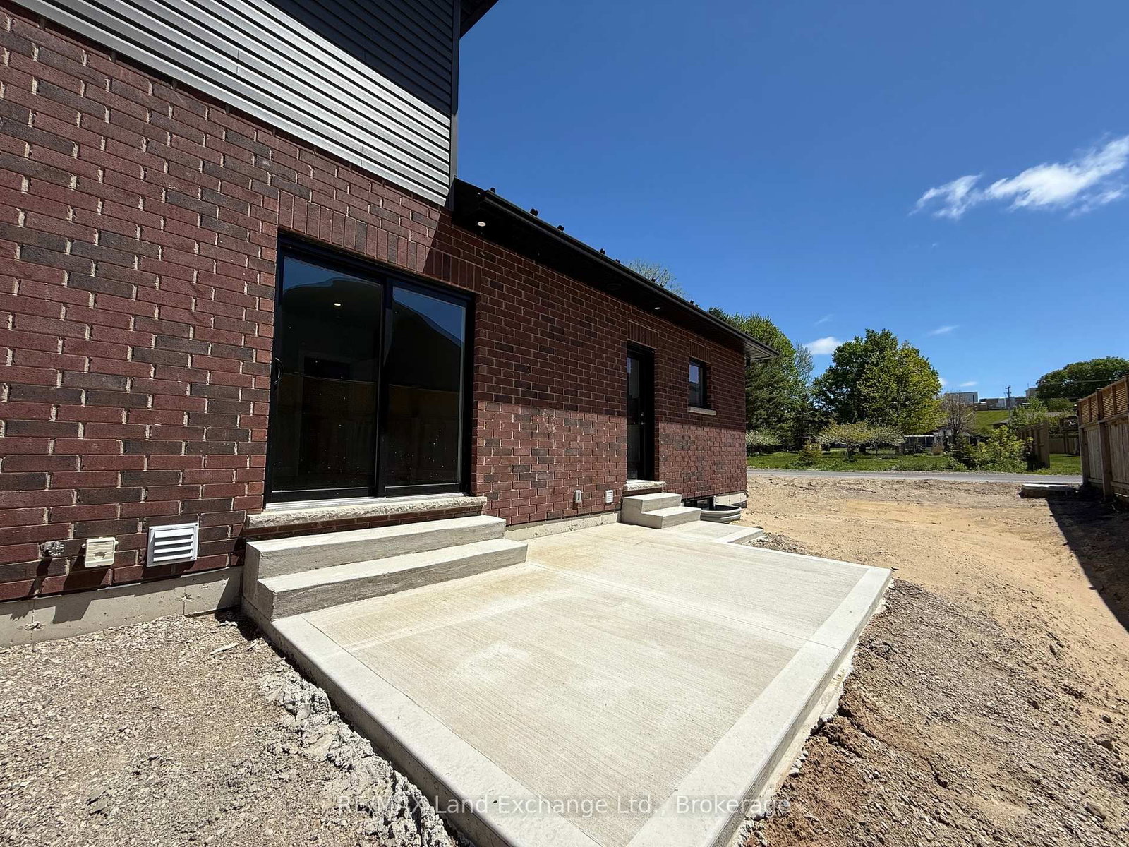 Photo 9 of Unit Unit 1, 8 GOLF LINKS Rd, Kincardine — HOMEH