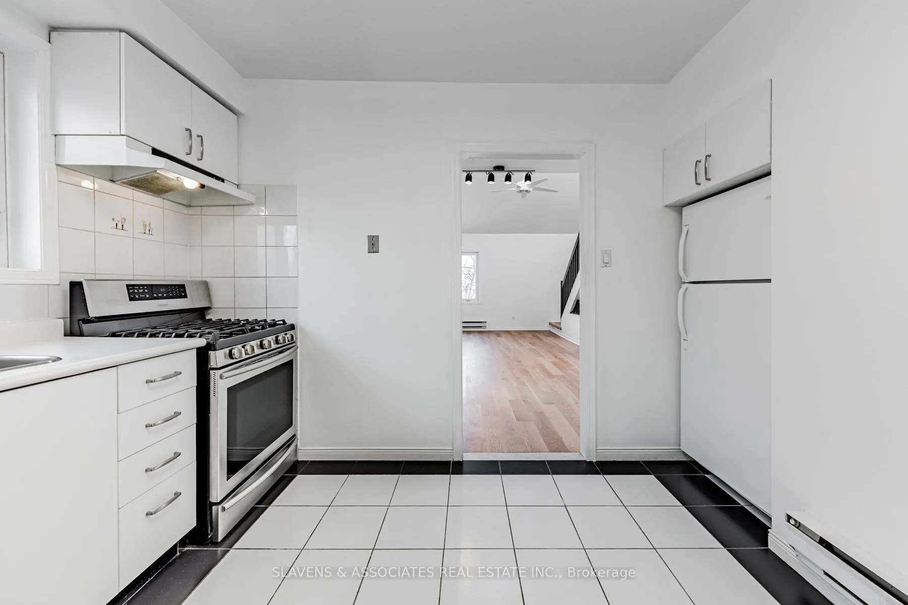 Photo 11 of Unit B, 33 Claxton Boulevard, Toronto, Humewood-Cedarvale — HOMEH