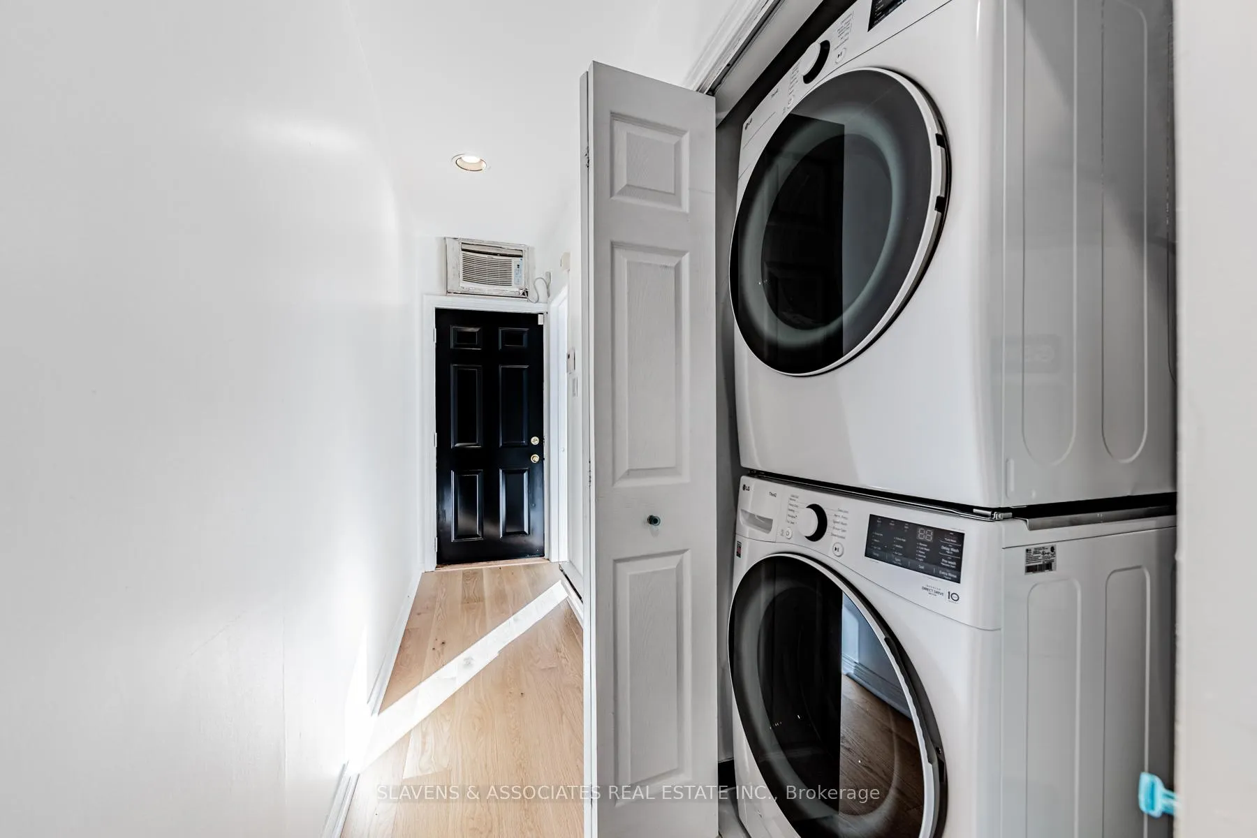 Photo 13 of Unit B, 33 Claxton Boulevard, Toronto, Humewood-Cedarvale — HOMEH