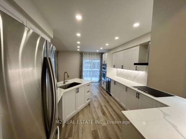 Photo 2 of 167 Cunningham Drive, Barrie, Ardagh — HOMEH