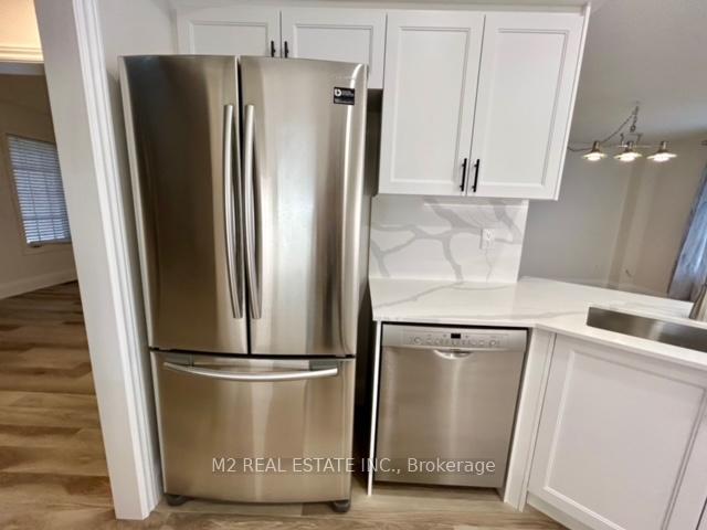Photo 12 of 167 Cunningham Drive, Barrie, Ardagh — HOMEH