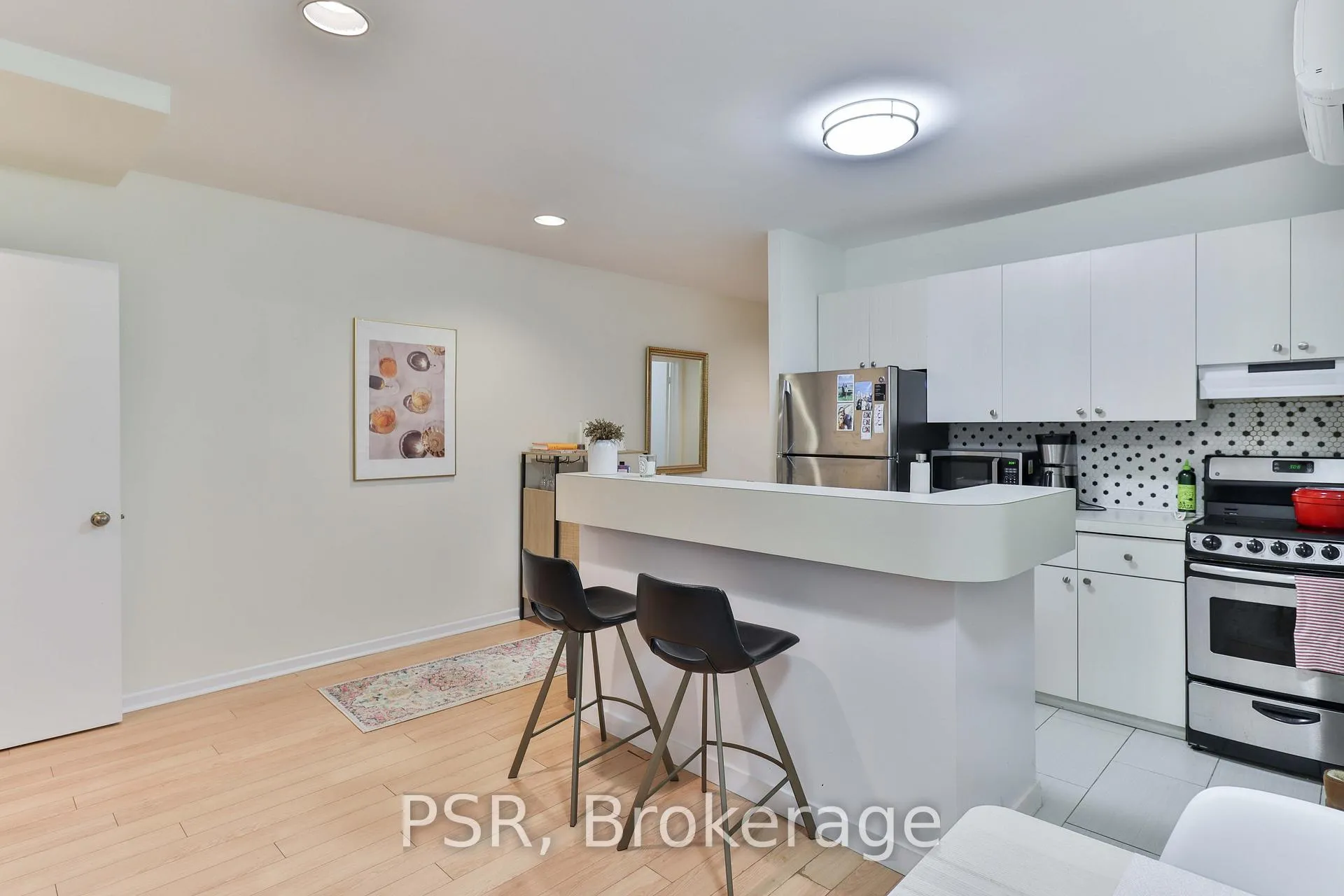 Photo 7 of Unit 2, 102 Beverley Street, Toronto, Kensington-Chinatown — HOMEH