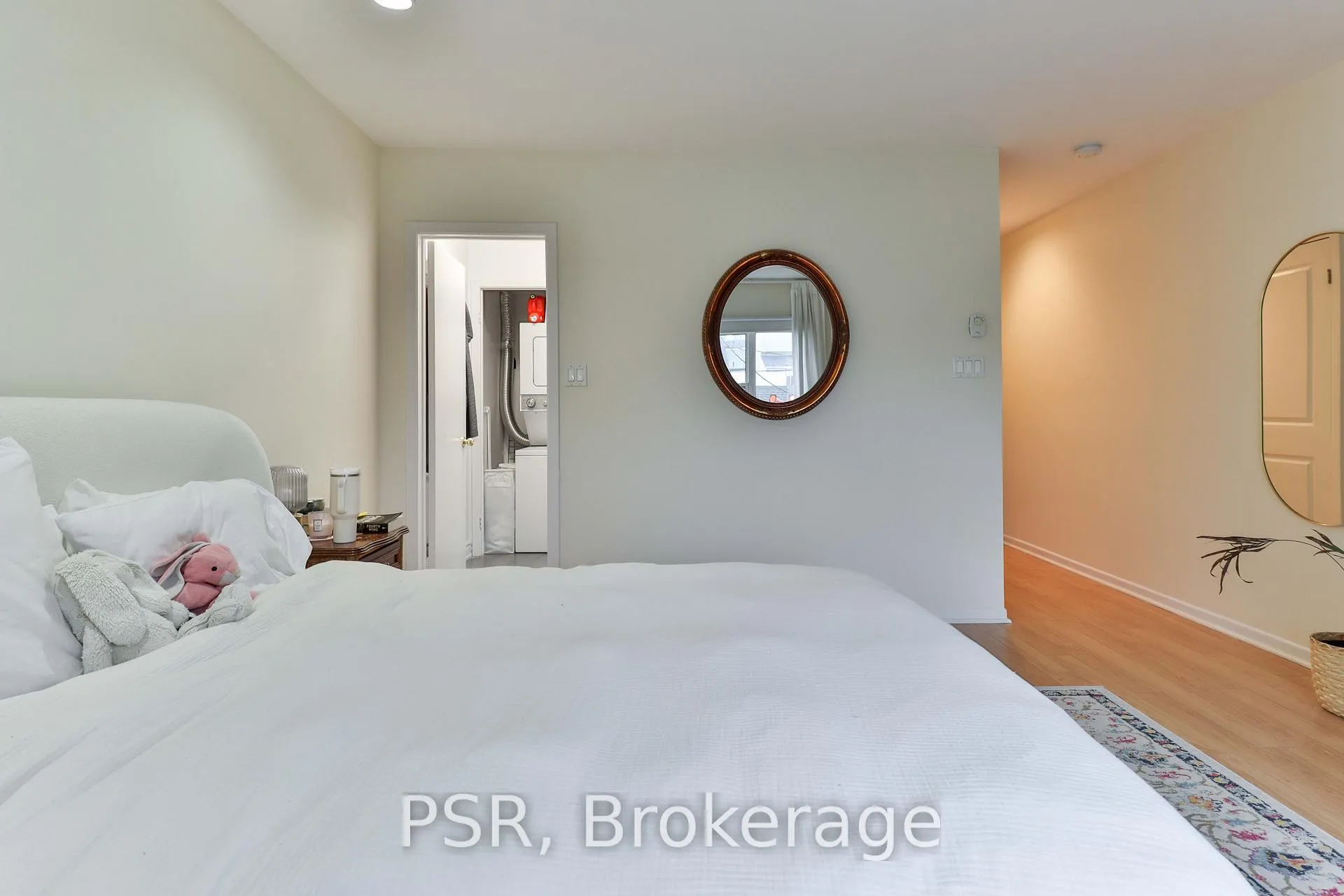 Photo 14 of Unit 2, 102 Beverley Street, Toronto, Kensington-Chinatown — HOMEH