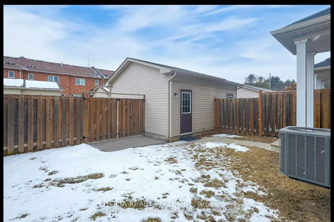 Photo 12 of 2484 Earl grey Avenue E, Pickering, Duffin Heights — HOMEH