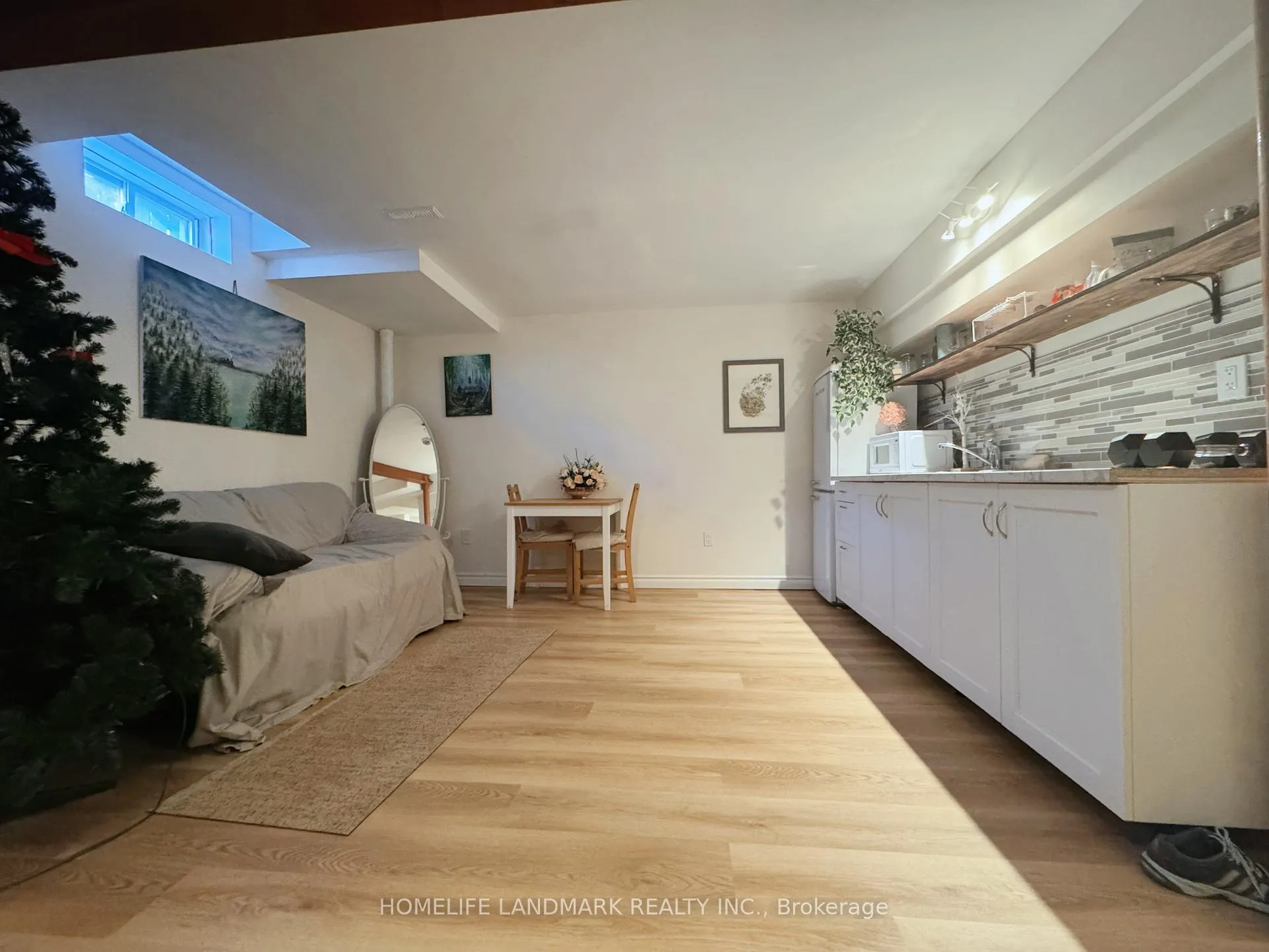 Photo 5 of 37 Park Place Drive, Markham, Greensborough — HOMEH