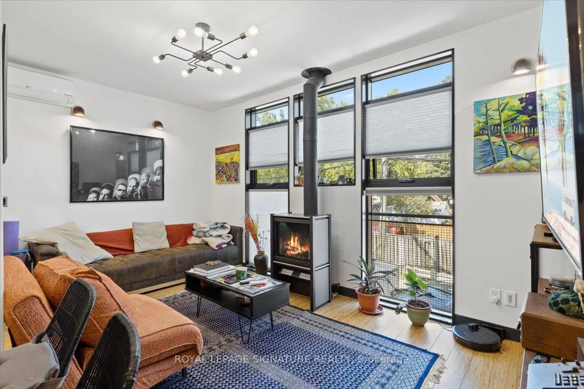 Photo 7 of Unit 1, 982 Kingston Road, Toronto, East End-Danforth — HOMEH