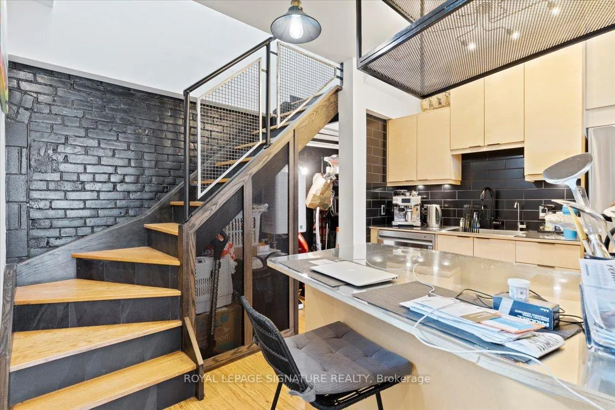 Photo 15 of Unit 1, 982 Kingston Road, Toronto, East End-Danforth — HOMEH