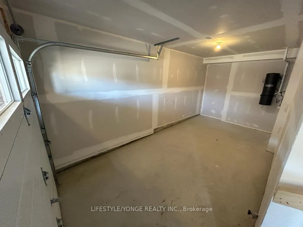Photo 18 of 1134 Lockie Drive, Oshawa, Kedron — HOMEH