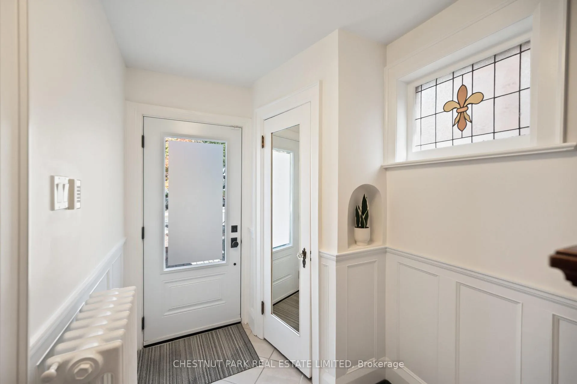 Photo 2 of 409 Castlefield Avenue, Toronto, Lawrence Park South — HOMEH