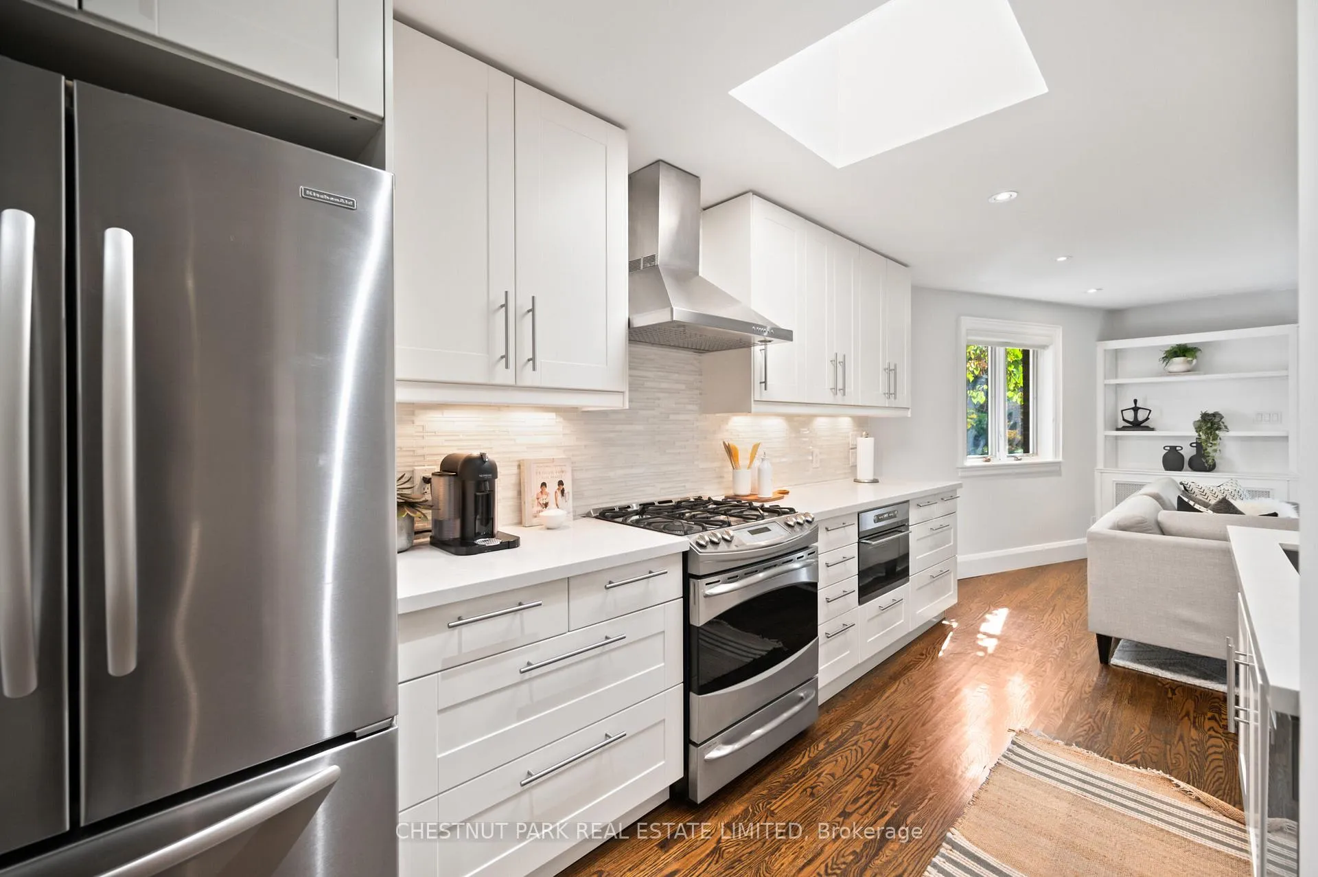 Photo 8 of 409 Castlefield Avenue, Toronto, Lawrence Park South — HOMEH