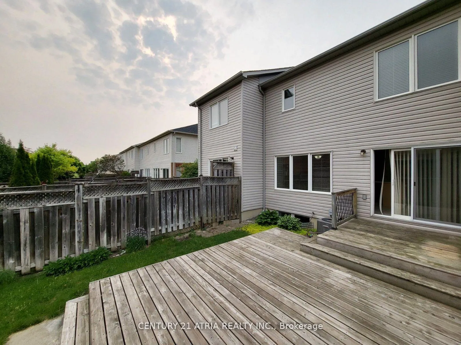 Photo 14 of 10 Marshview Avenue, Aurora, Bayview Northeast — HOMEH