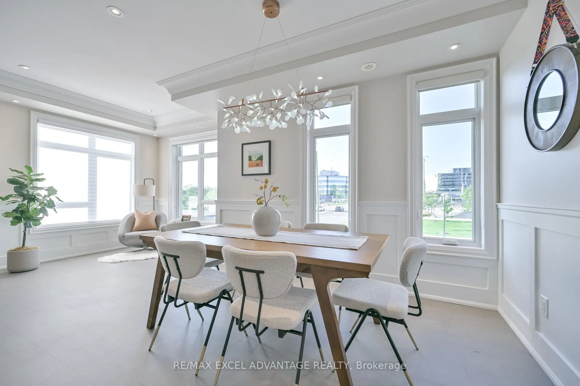 Photo 3 of 50 South Park Road, Markham, Commerce Valley — HOMEH