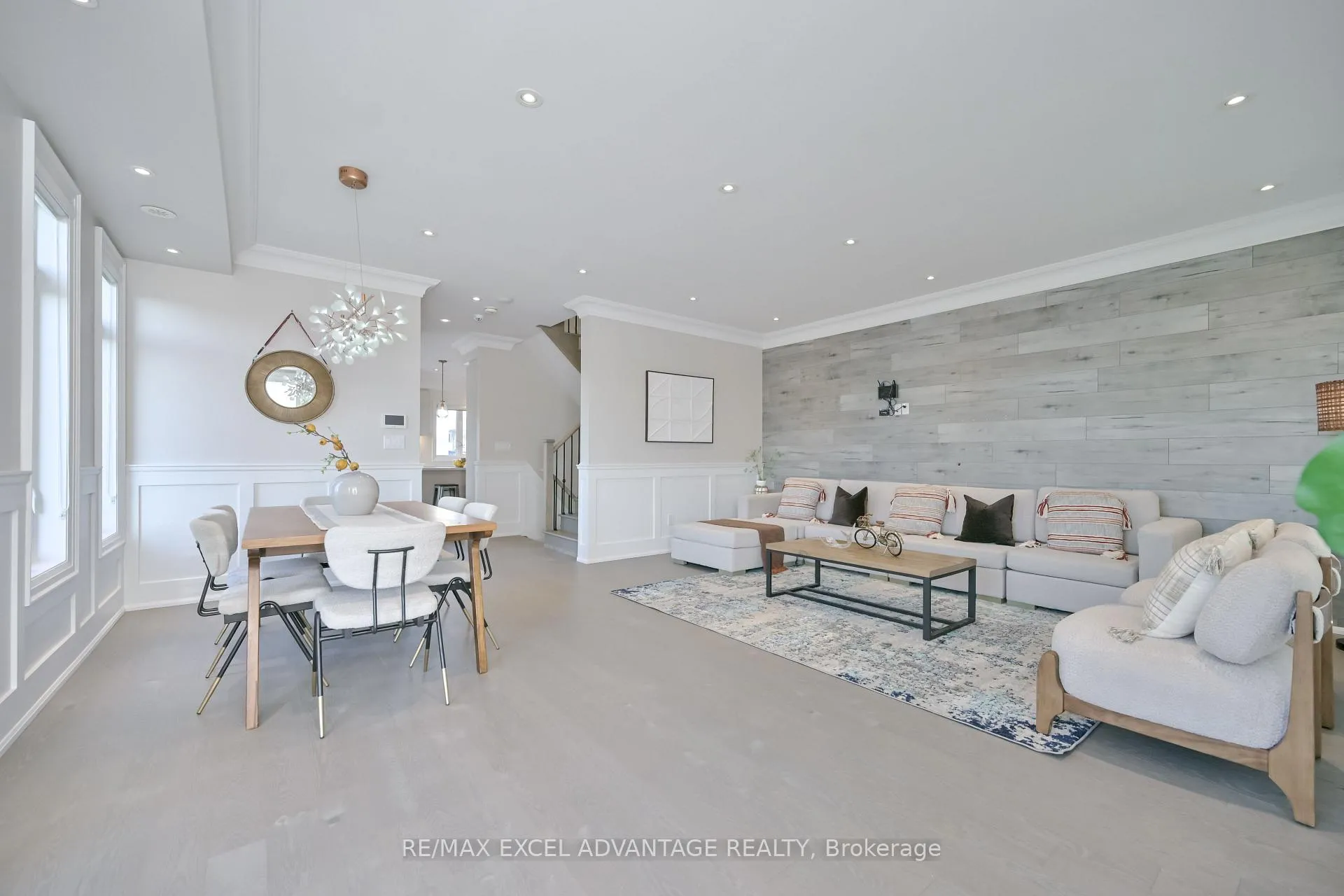 Photo 5 of 50 South Park Road, Markham, Commerce Valley — HOMEH