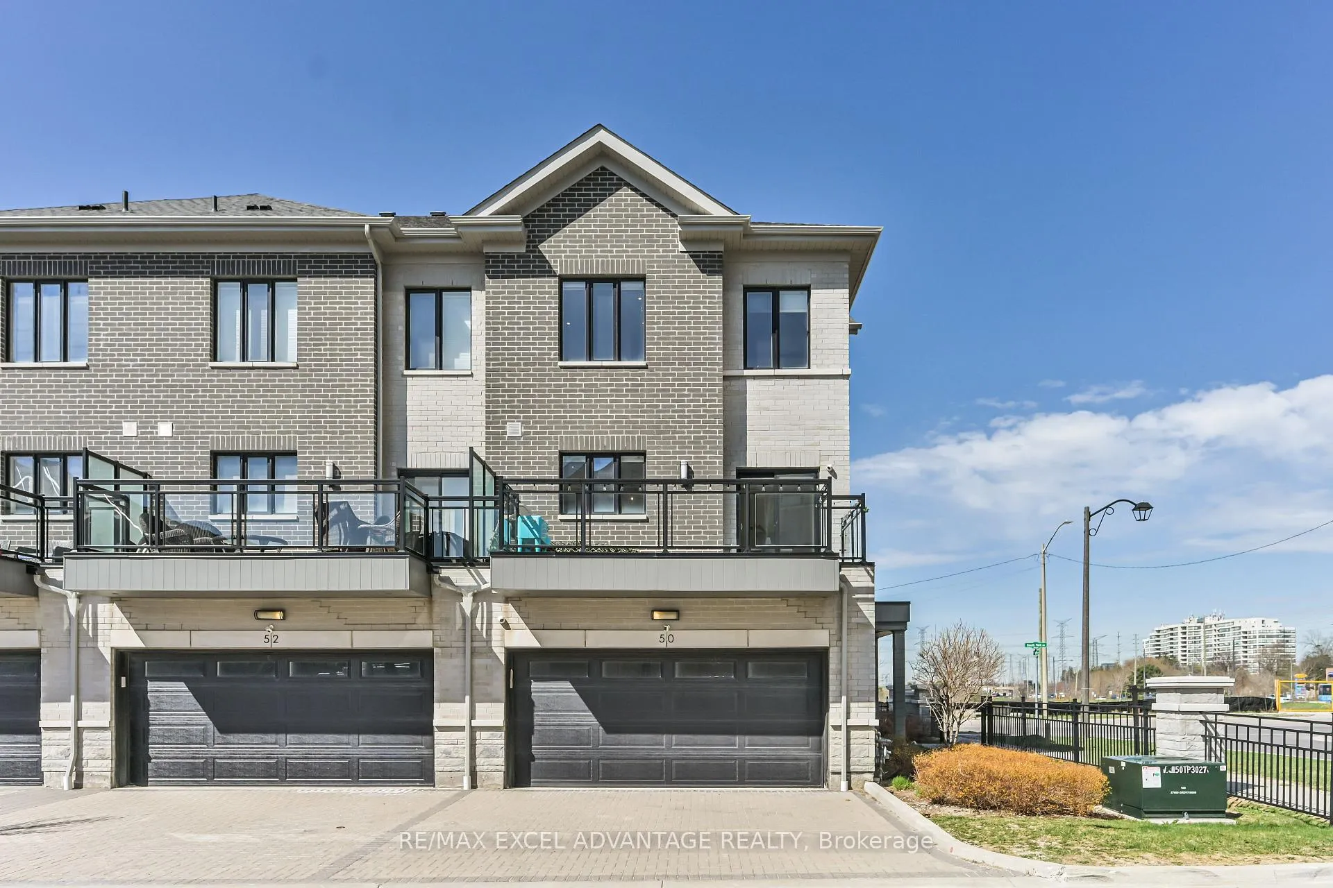 Photo 40 of 50 South Park Road, Markham, Commerce Valley — HOMEH