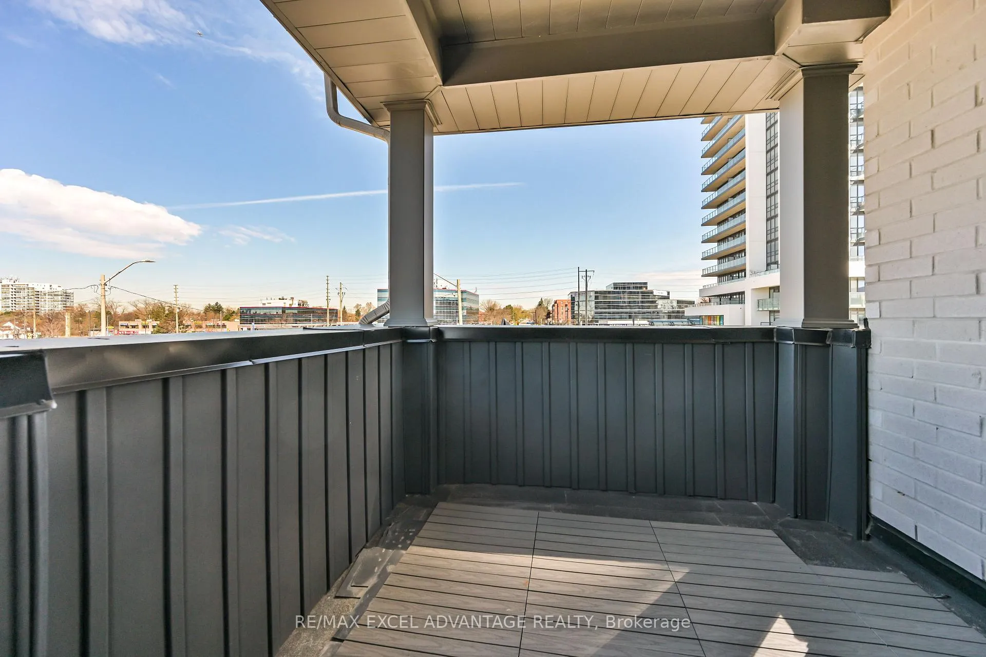 Photo 44 of 50 South Park Road, Markham, Commerce Valley — HOMEH