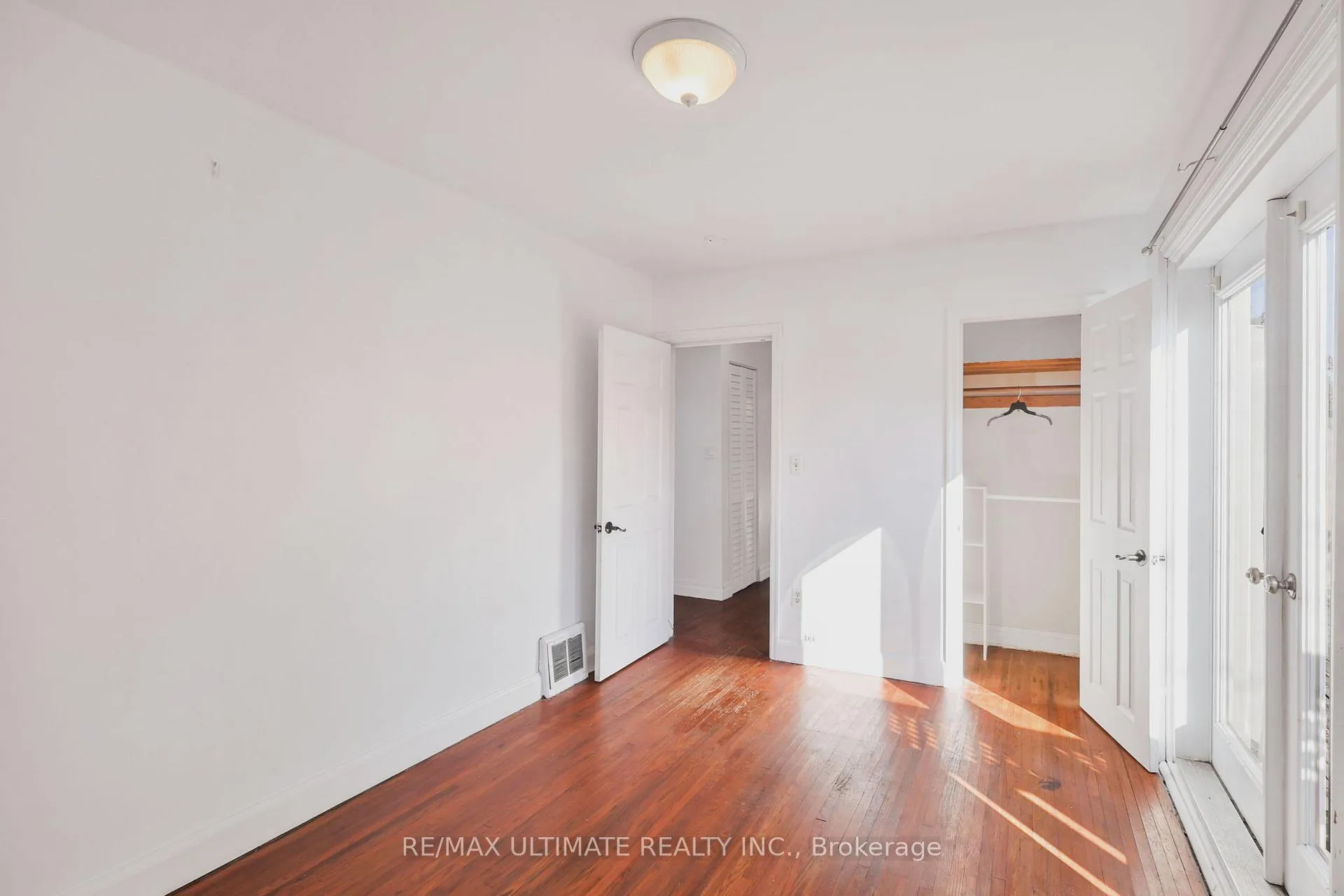 Photo 1 of 351 King Street E, Oshawa, Central — HOMEH