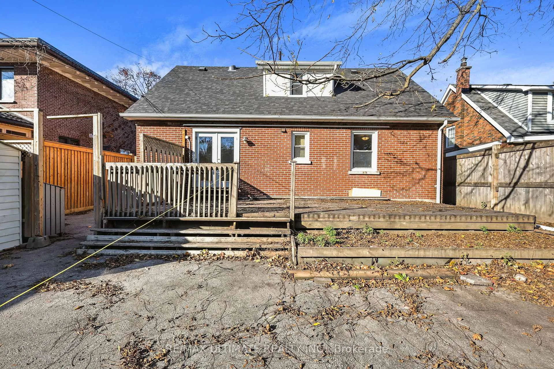Photo 7 of 351 King Street E, Oshawa, Central — HOMEH