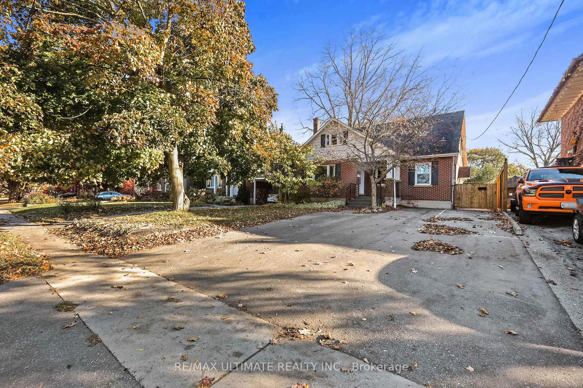 Photo 13 of 351 King Street E, Oshawa, Central — HOMEH
