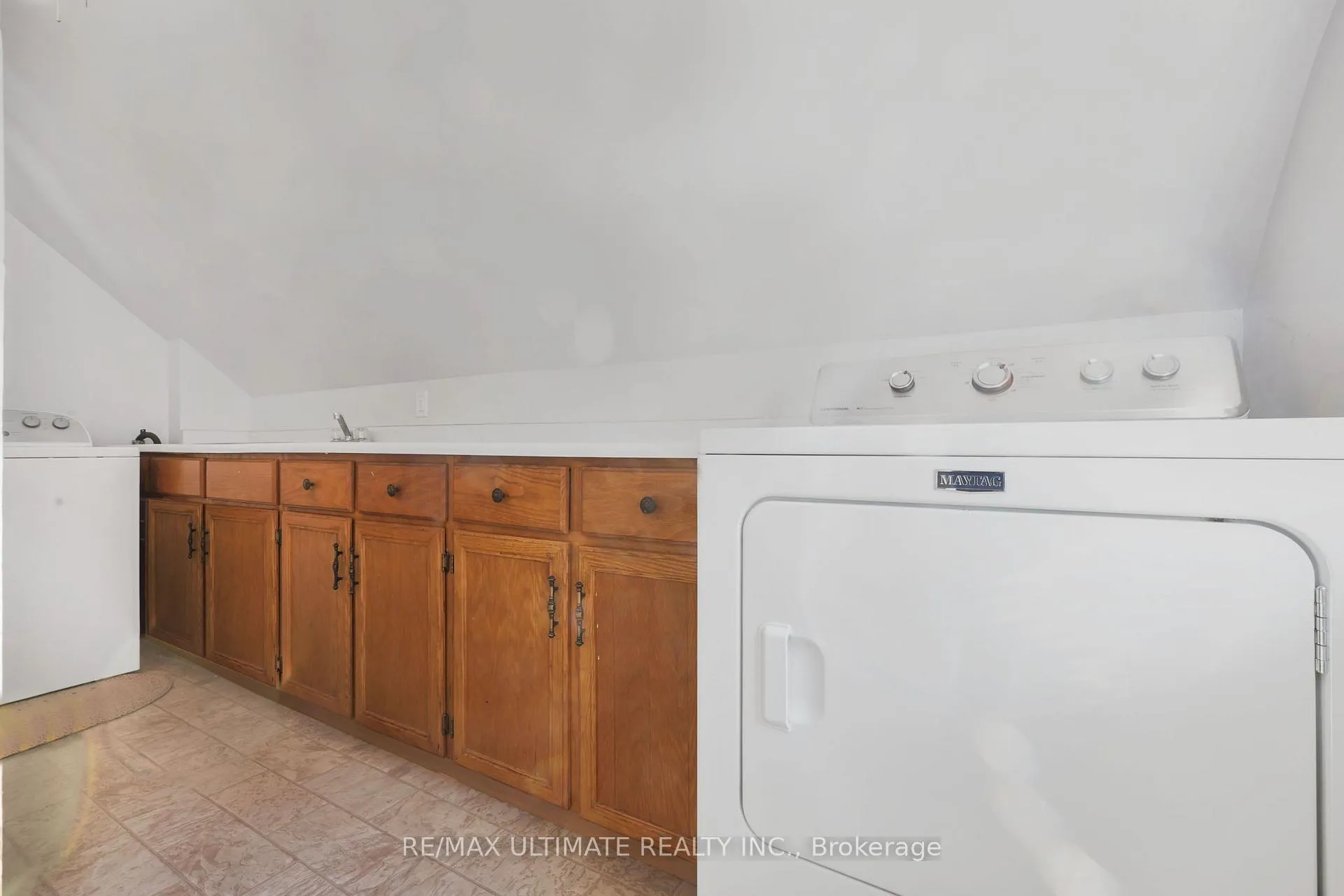 Photo 18 of 351 King Street E, Oshawa, Central — HOMEH