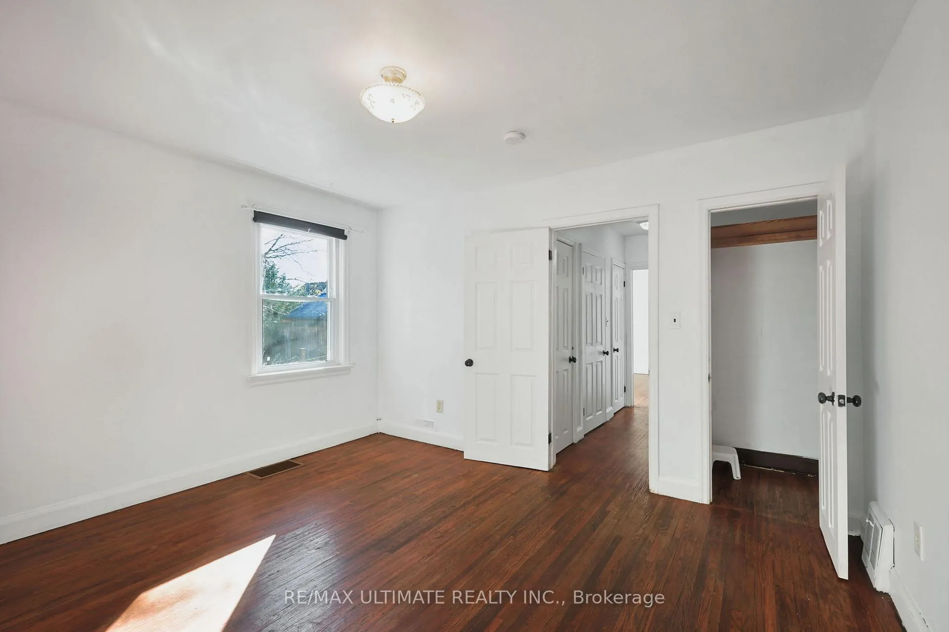 Photo 29 of 351 King Street E, Oshawa, Central — HOMEH