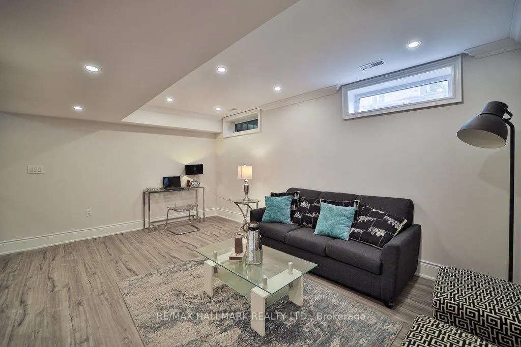 Photo 23 of Unit 5, 5 Cranswick Lane, Ajax, Central West — HOMEH
