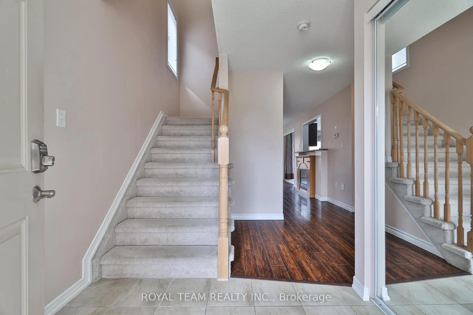 Photo 4 of 1398 Hunter Street, Innisfil, Alcona — HOMEH