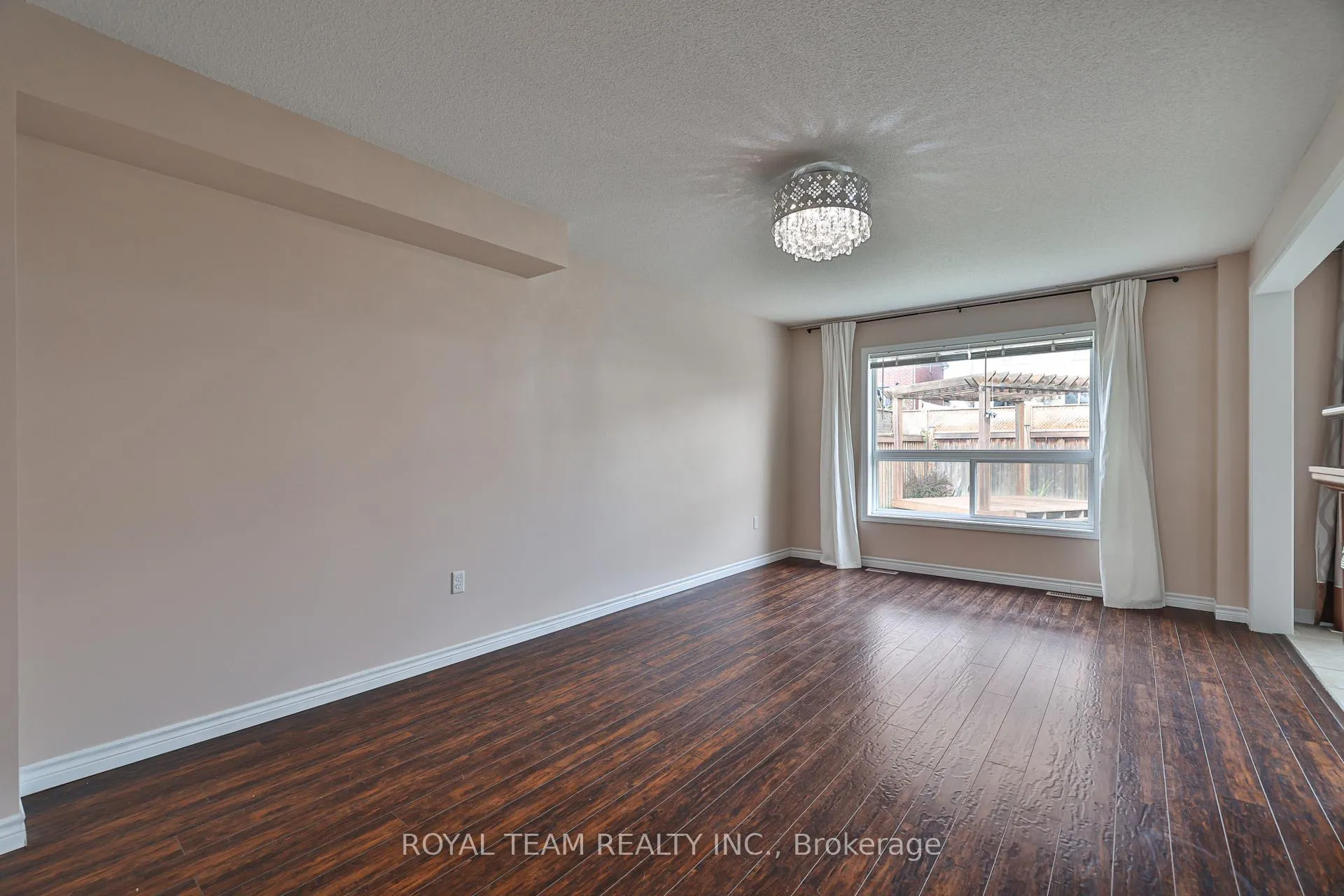 Photo 7 of 1398 Hunter Street, Innisfil, Alcona — HOMEH